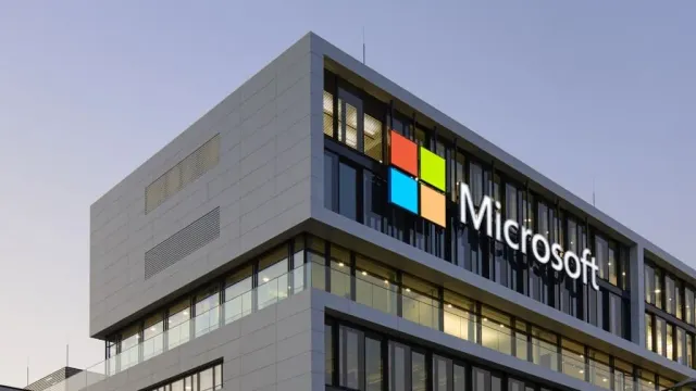 Microsoft запустила тестирование чат-бота Copilot в обновлении Windows 10
