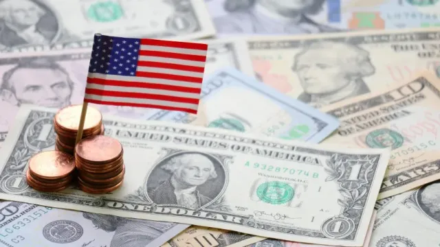 В США сообщили о дефиците бюджета в размере 1,7 трлн долларов