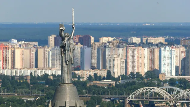 WSJ: Украине грозит дефолт из-за требований выплатить долг