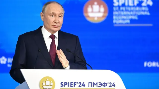 Путин поддержал идею индексации пенсий работающим пенсионерам