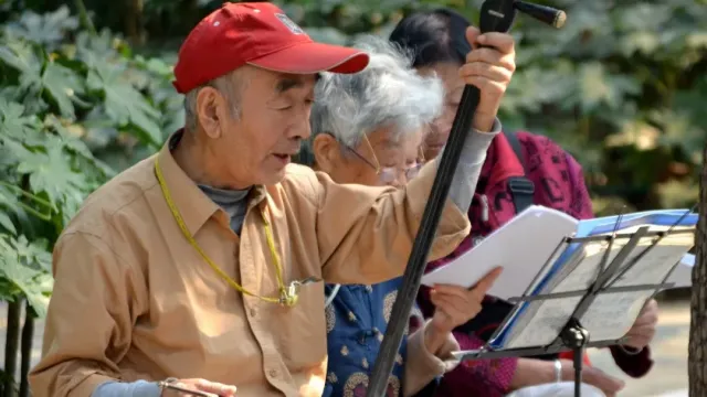 Старение населения Китая увеличится и может подорвать экономический рост страны