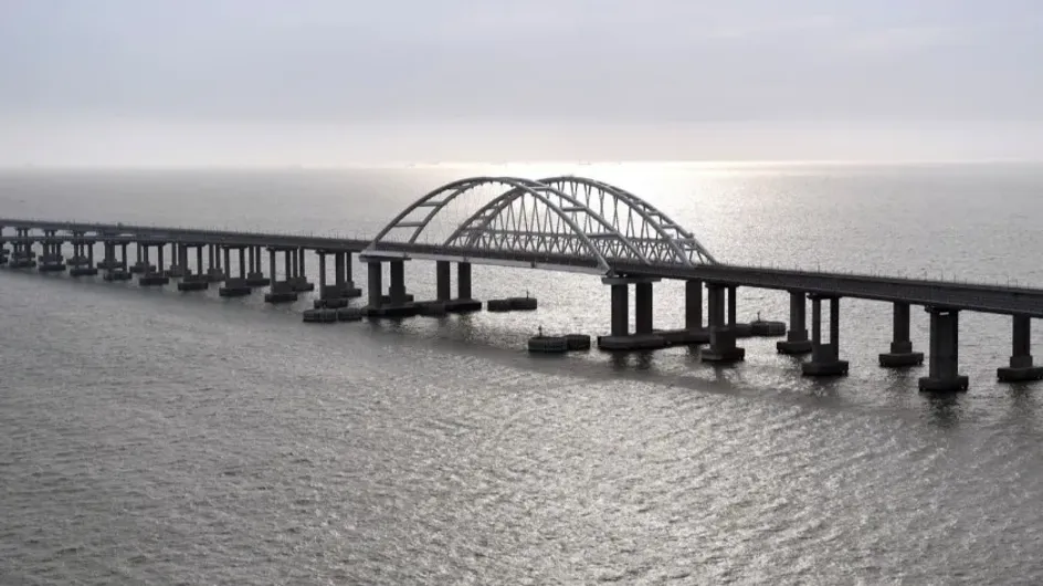 Две туристки, не попавшие в Крым, посетовали, что мост взорвали слишком рано