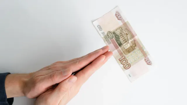 Горячая новость | Россиянам назвали риски чрезмерного укрепления рубля