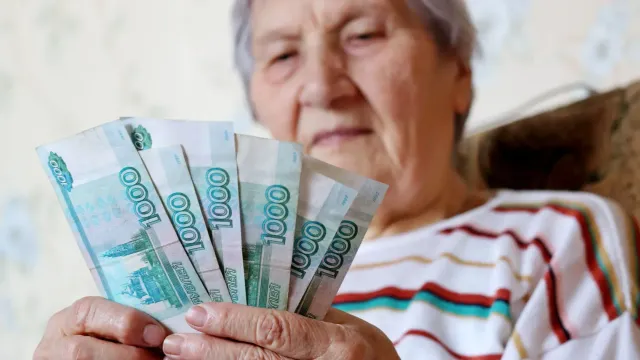 Горячая новость | Названа группа россиян, которой положены 2 пенсии