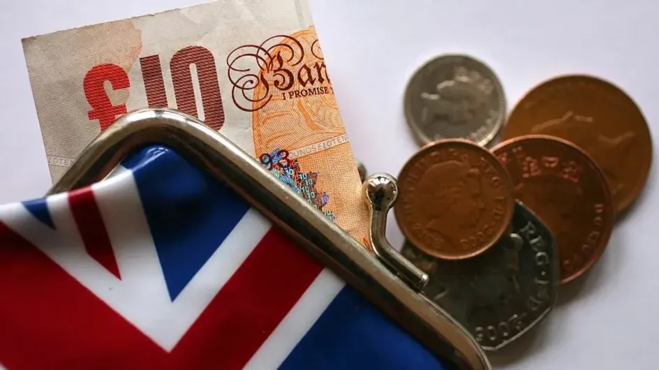 Министр финансов Великобритании заявил, что снижение налогов пока не актуально
