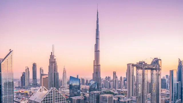 Продажи недвижимости в Дубае снизились на фоне потопов