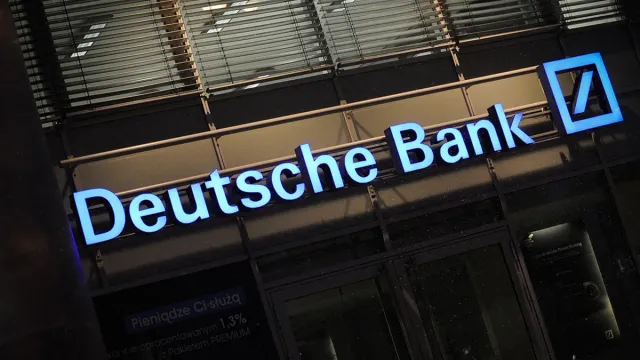 Банк Германии Deutsche Bank сообщает о значительном падении прибыли в первой половине 2024 года