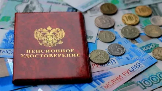Горячая новость | Назван способ восстановить неучтенные в трудовой книжке периоды