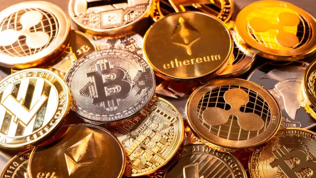 В Госдуме предложили легализовать P2P-рынок криптовалюты
