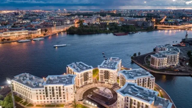 Цены на новостройки Санкт-Петербурга за год выросли на 12%