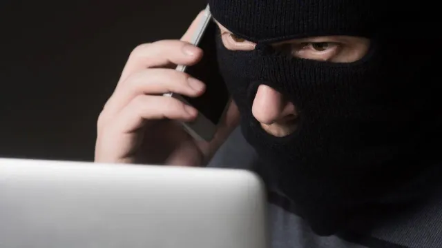 Горячая новость | В России могут начать отслеживать бывших мошенников в течение 10–20 лет