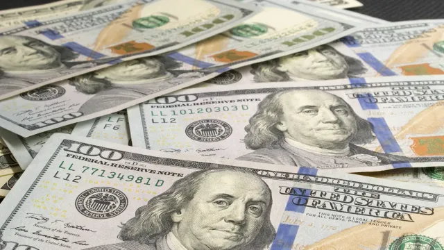 Горячая новость | Стало известно, сколько доллар будет стоить к концу года