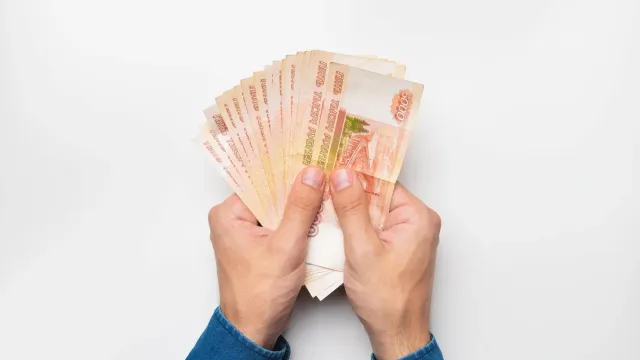 Горячая новость | Эксперт сравнила выгоду от банковского вклада и игры на бирже