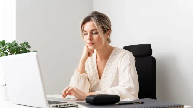 Горячая новость | Стало известно, почему россияне соглашаются на частичную занятость