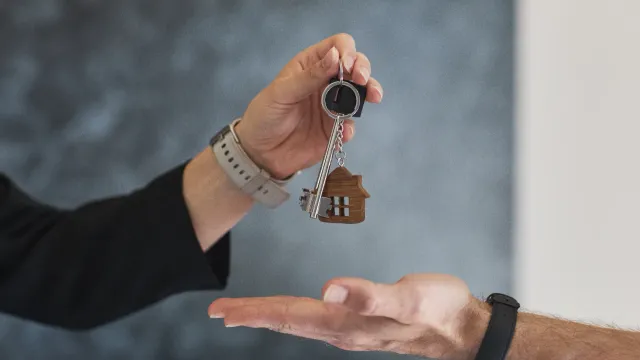 Горячая новость | Названы нюансы, на которые стоит обратить внимание перед продажей квартиры