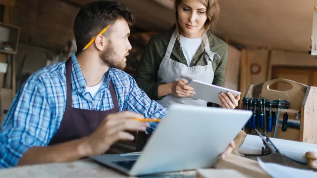 Горячая новость | Экономист оценил вероятность массового закрытия малого бизнеса в России