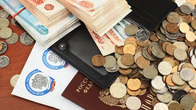 Горячая новость | В Госдуме снова предложили поднять налоги на сверхбогатых граждан