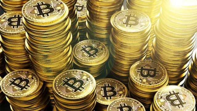 Горячая новость | Россиянам рассказали, сколько можно заработать на биткоинах в 2026 году