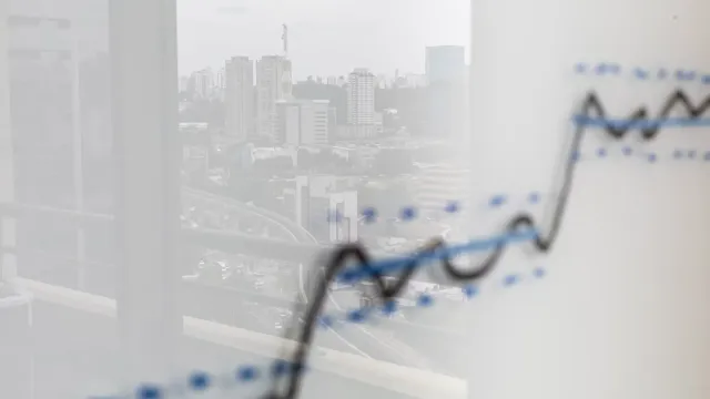 Горячая новость | Аналитик спрогнозировал снижение ключевой ставки ЦБ в 2027 году