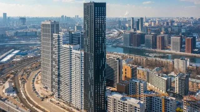 Горячая новость | Спрос на новостройки Москвы упал в два раза за год