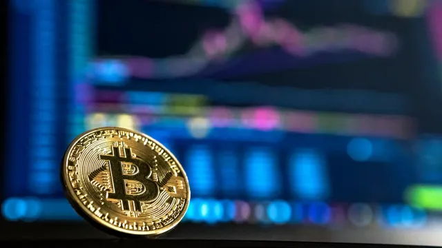 Горячая новость | Аналитик спрогнозировал рост биткоина до 185 тысяч долларов