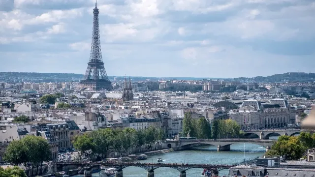 Париж стал первой европейской столицей, в которой запретили прокат электросамокатов
