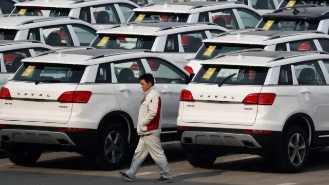 Продажи автомобилей в Китае в августе 2023 года выросли на 2,2%