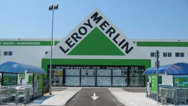 Компания Leroy Merlin намерена продать все свои магазины в России