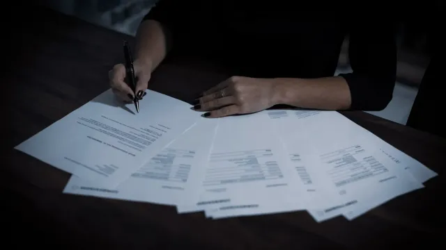 Нотариус предупредила о рисках при покупке квартир с историей перепродаж