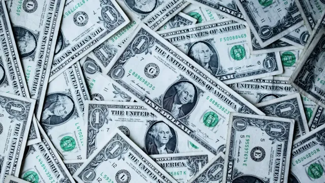 Финансист оценил справедливый курс доллара в 140 рублей