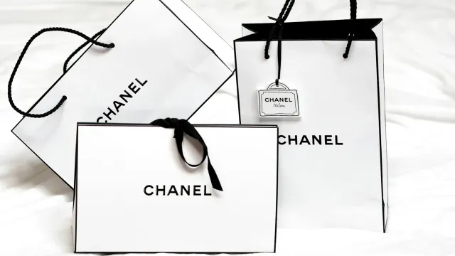 Останется ли косметика: Chanel готовится окончательно уйти из России