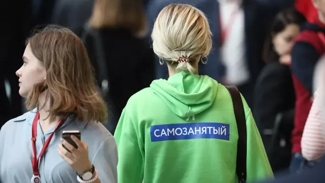 Горячая новость | Самозанятые в России отказываются от больничных