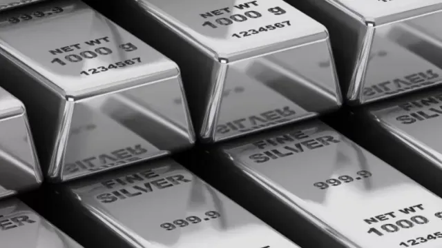 Горячая новость | Россиян предупредили о падении цен на серебро