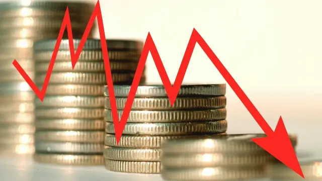 Горячая новость | Россиянам предрекли снижение доходов в начале года